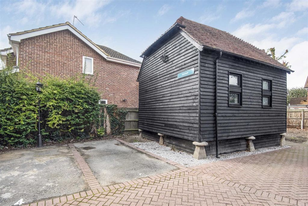 Property photo 1 of 5 The Granary - Exterior.Jpg