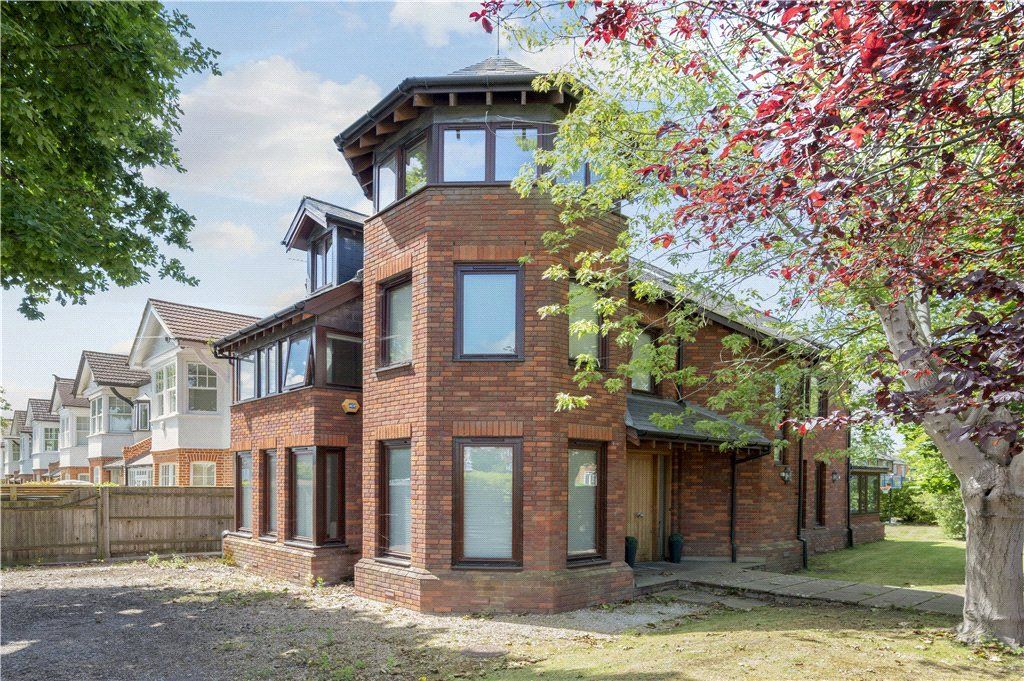 Property photo 2 of 21 Picture No. 25