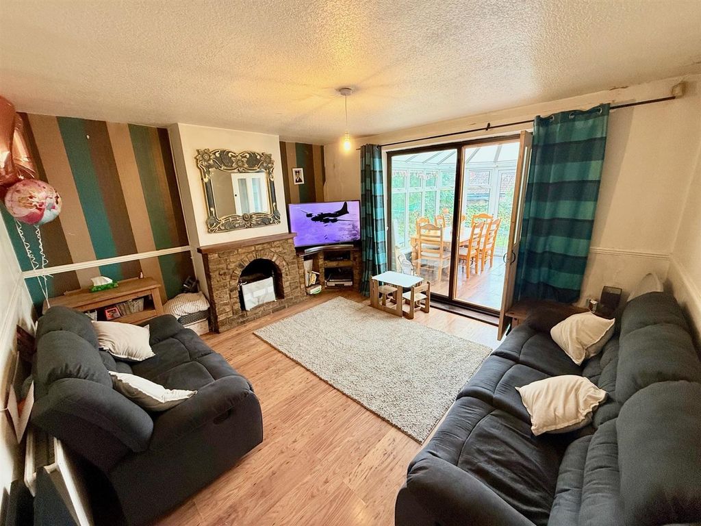 Property photo 2 of 14 2.Jpg