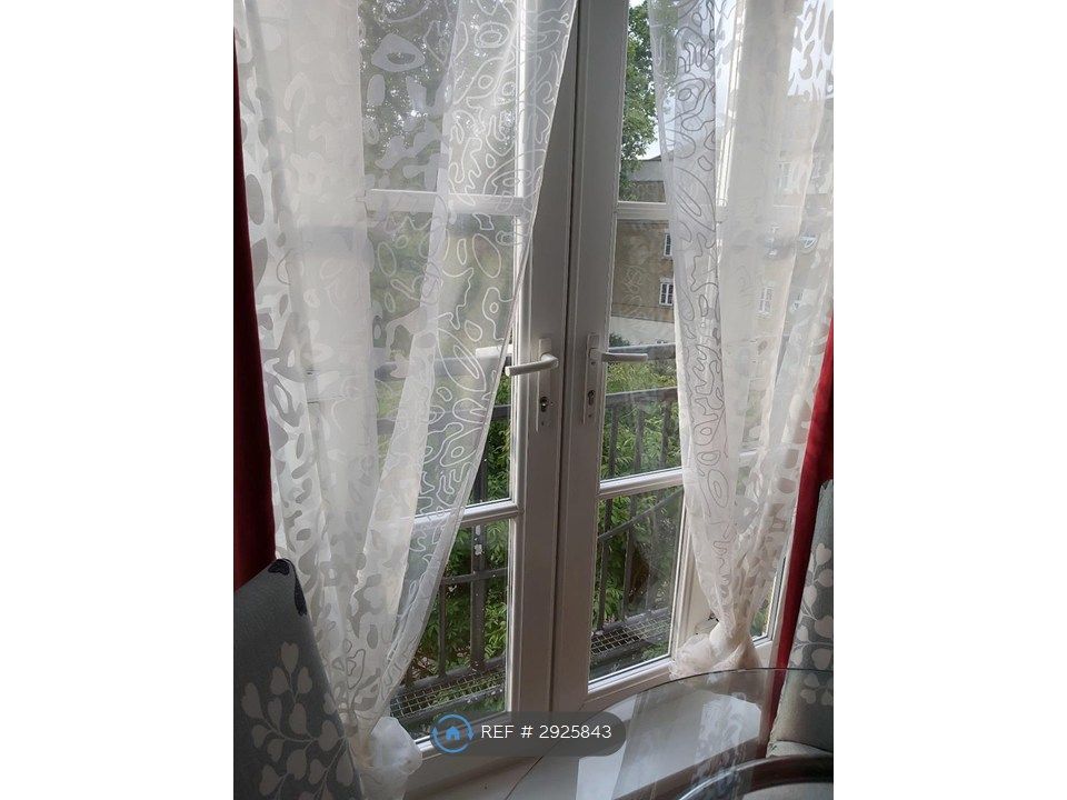 Property photo 3 of 31