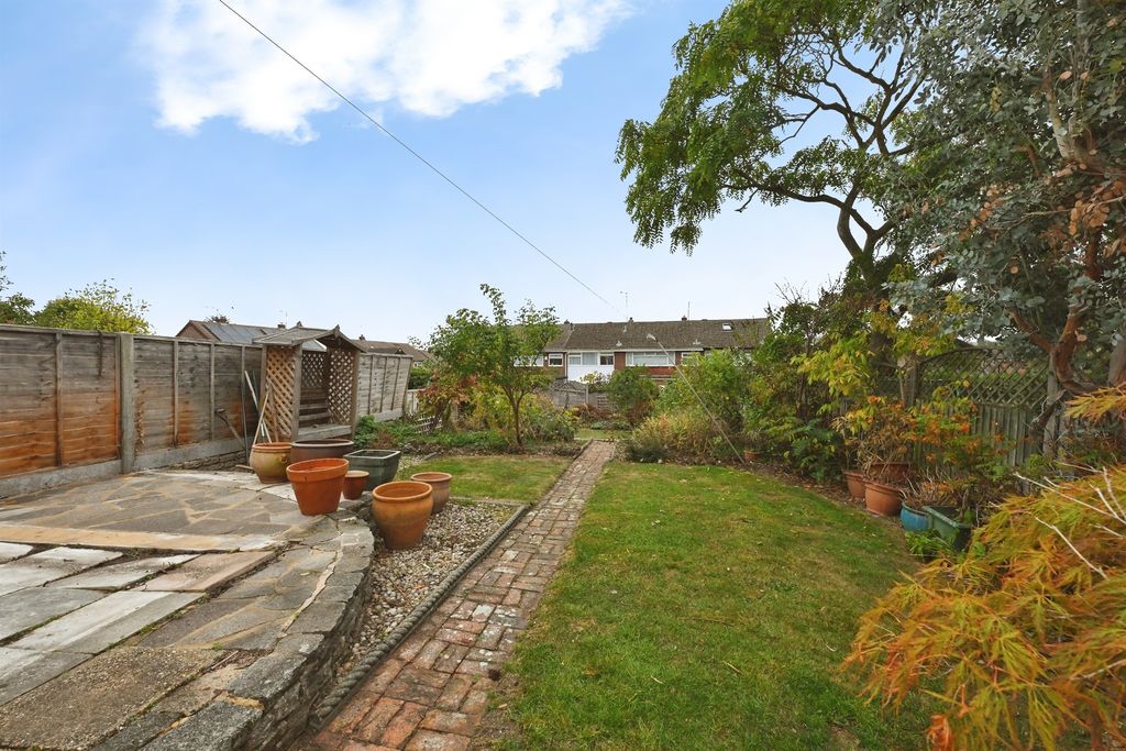 Property photo 2 of 17