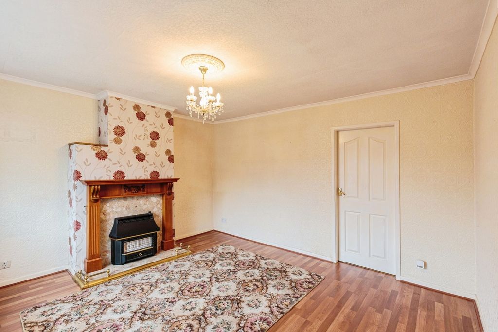 Property photo 2 of 15 Photo