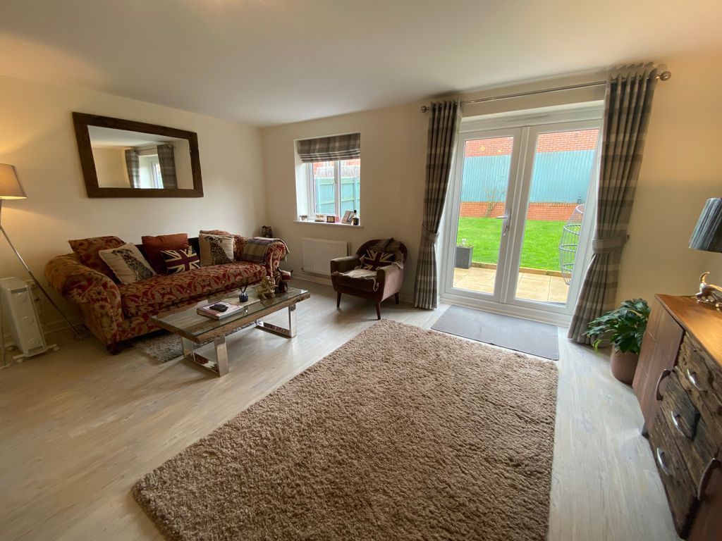 Property photo 2 of 12 Living Room