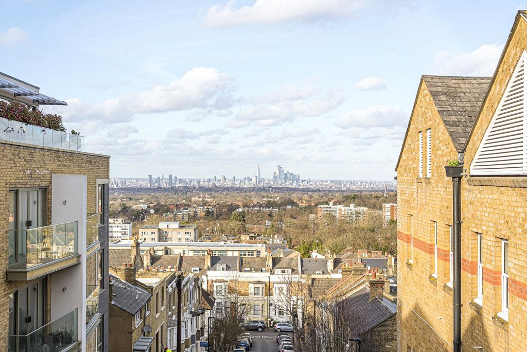 Property photo 2 of 15 Picture No. 54