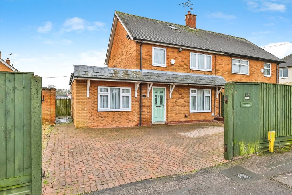 Property photo 1 of 20 Front