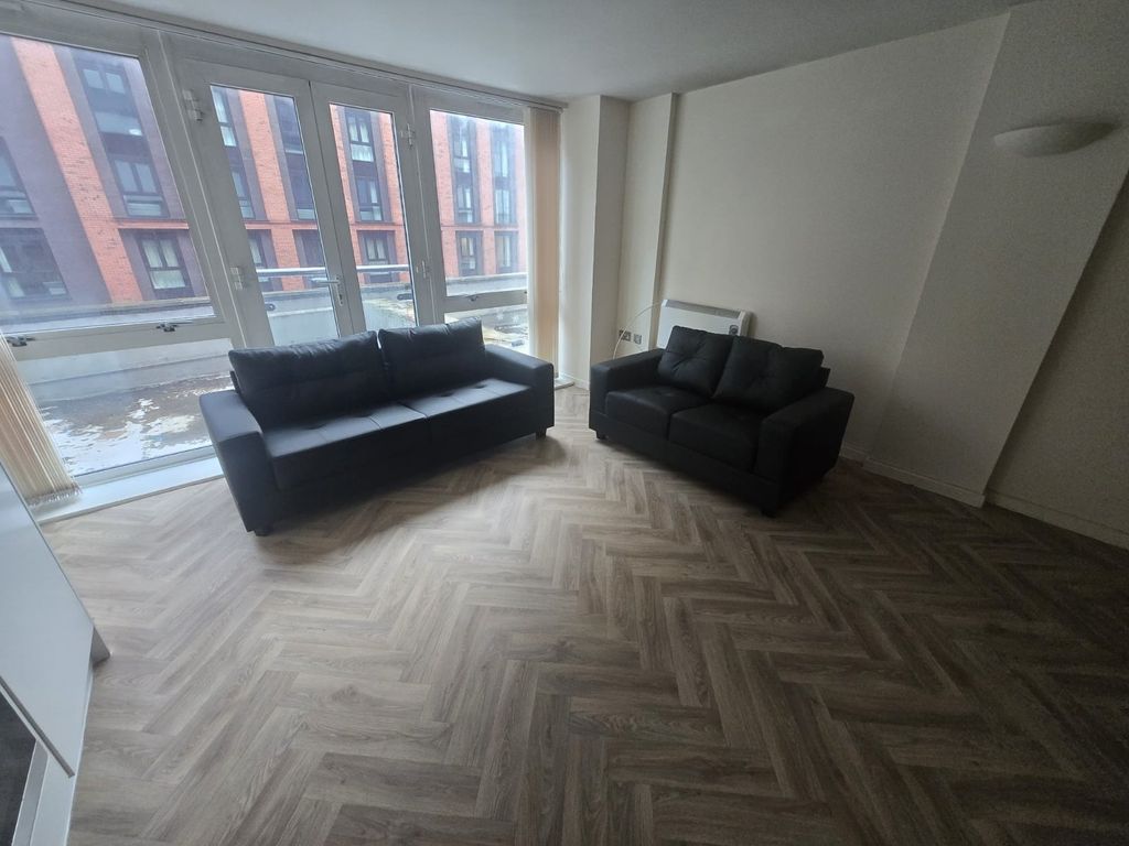 Property photo 3 of 6 Picture No. 10