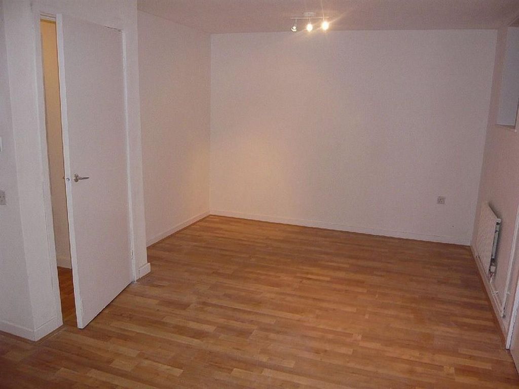 Property photo 2 of 4