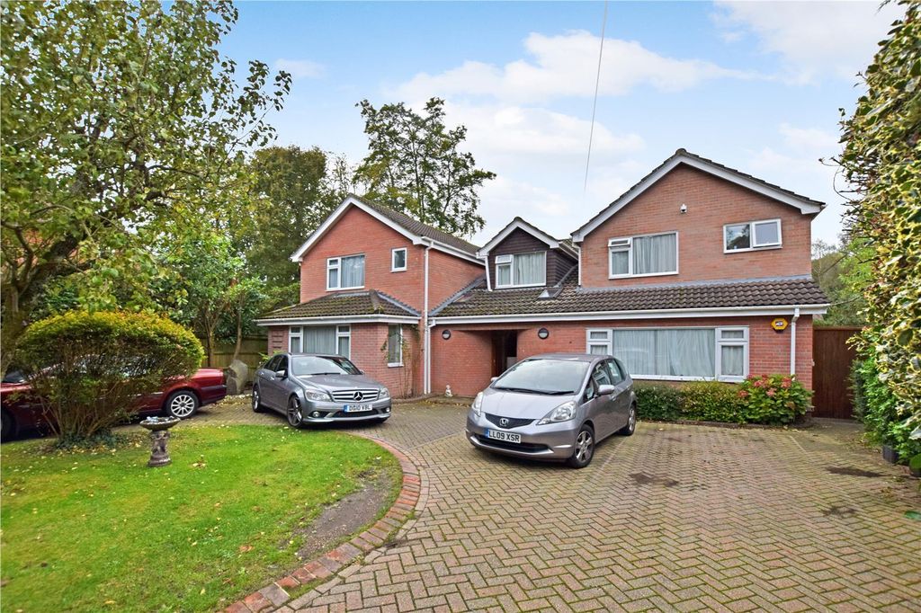 Property photo 1 of 14 Dsc0034Dp_Dp_25451259_Large.Jpg