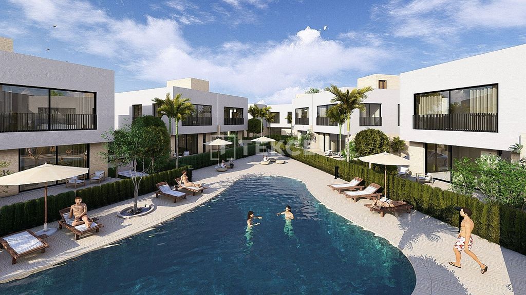 Property photo 1 of 32