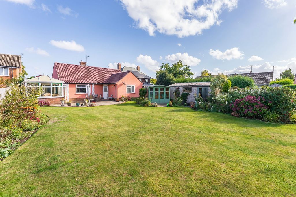 Property photo 1 of 19