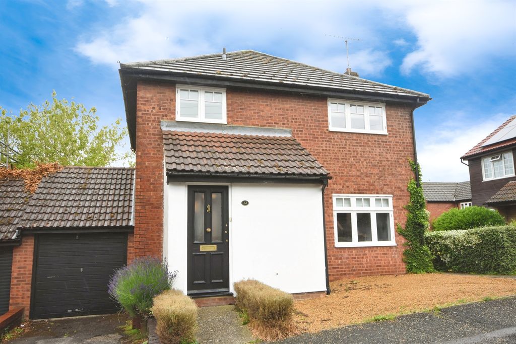 Property photo 1 of 17