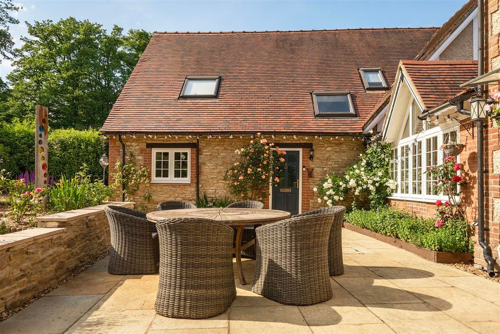 Property photo 3 of 26