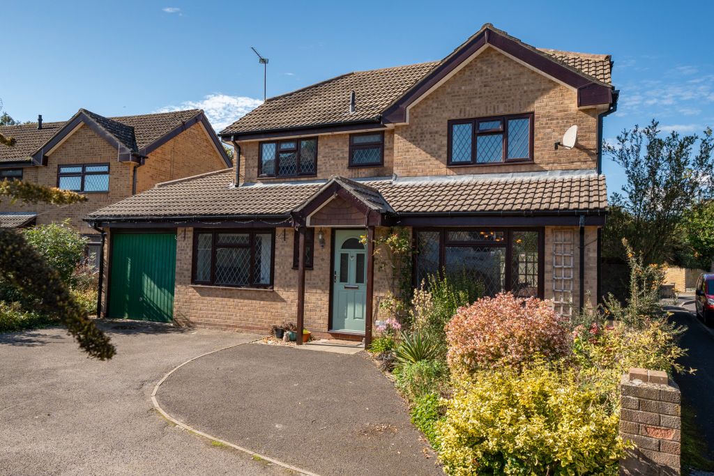 Property photo 1 of 25