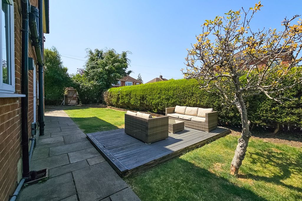 Property photo 3 of 28 S