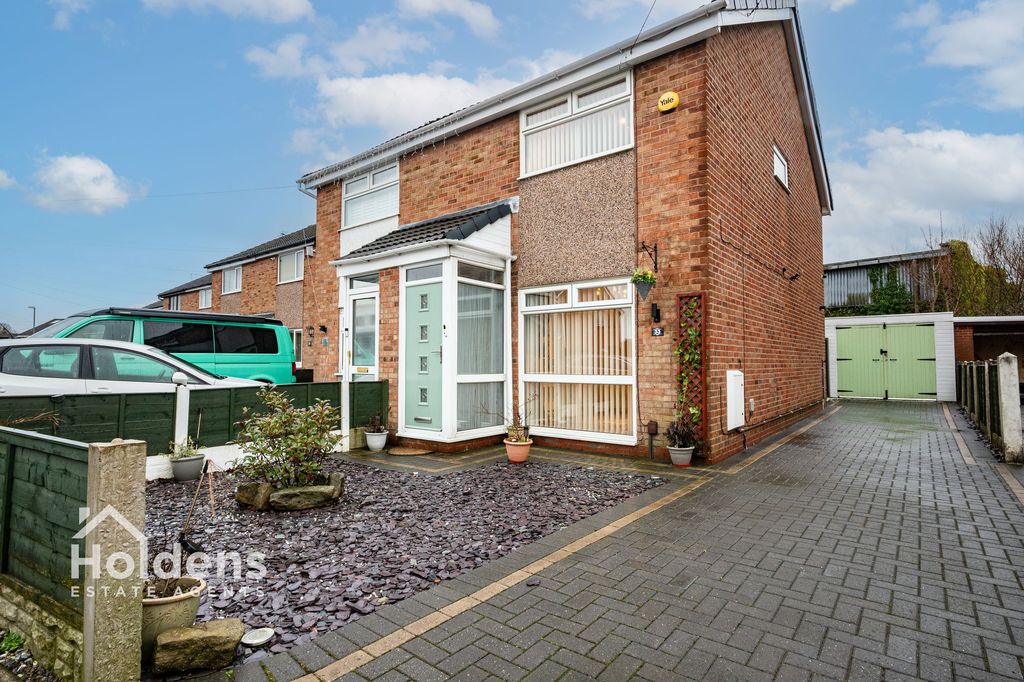 Property photo 1 of 16