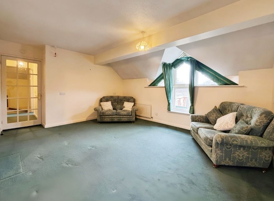 Property photo 1 of 18 4557570