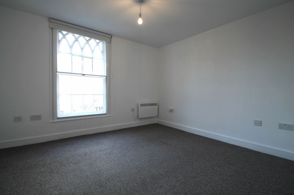 Property photo 2 of 7 Photo 7