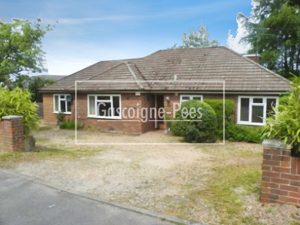 Property photo 1 of 11