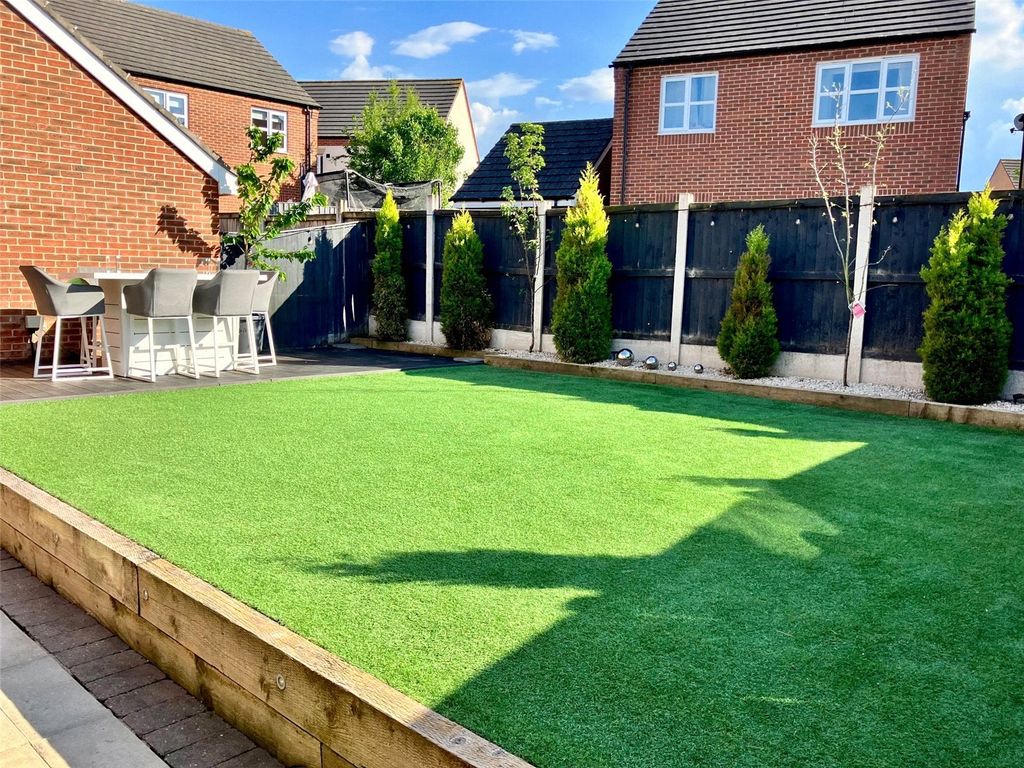 Property photo 2 of 20 Rear Garden