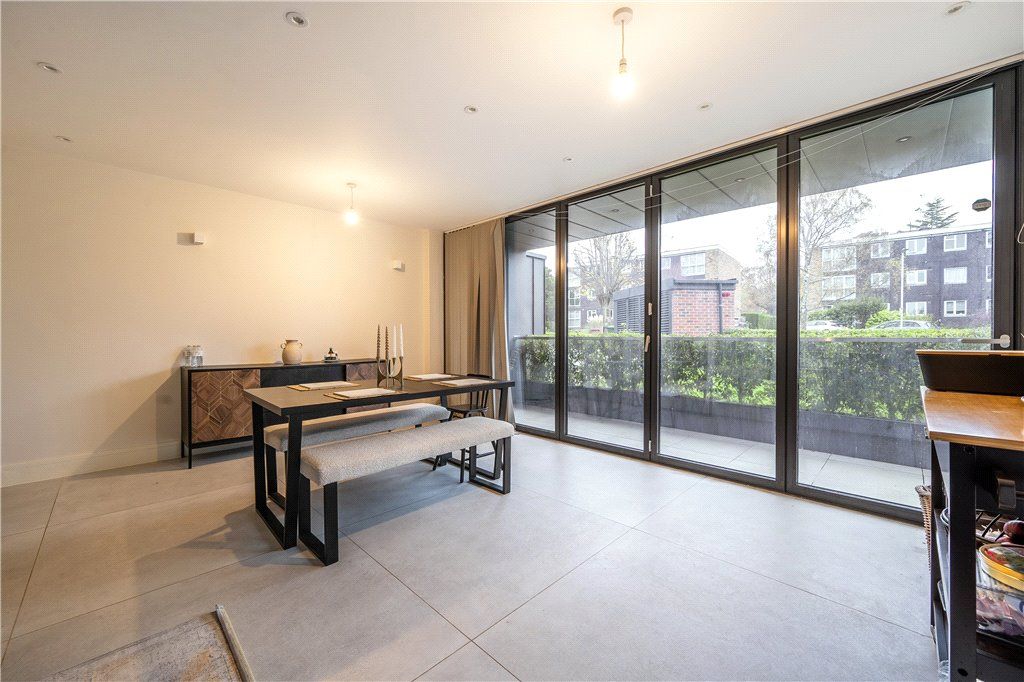 Property photo 3 of 20 Picture No. 05