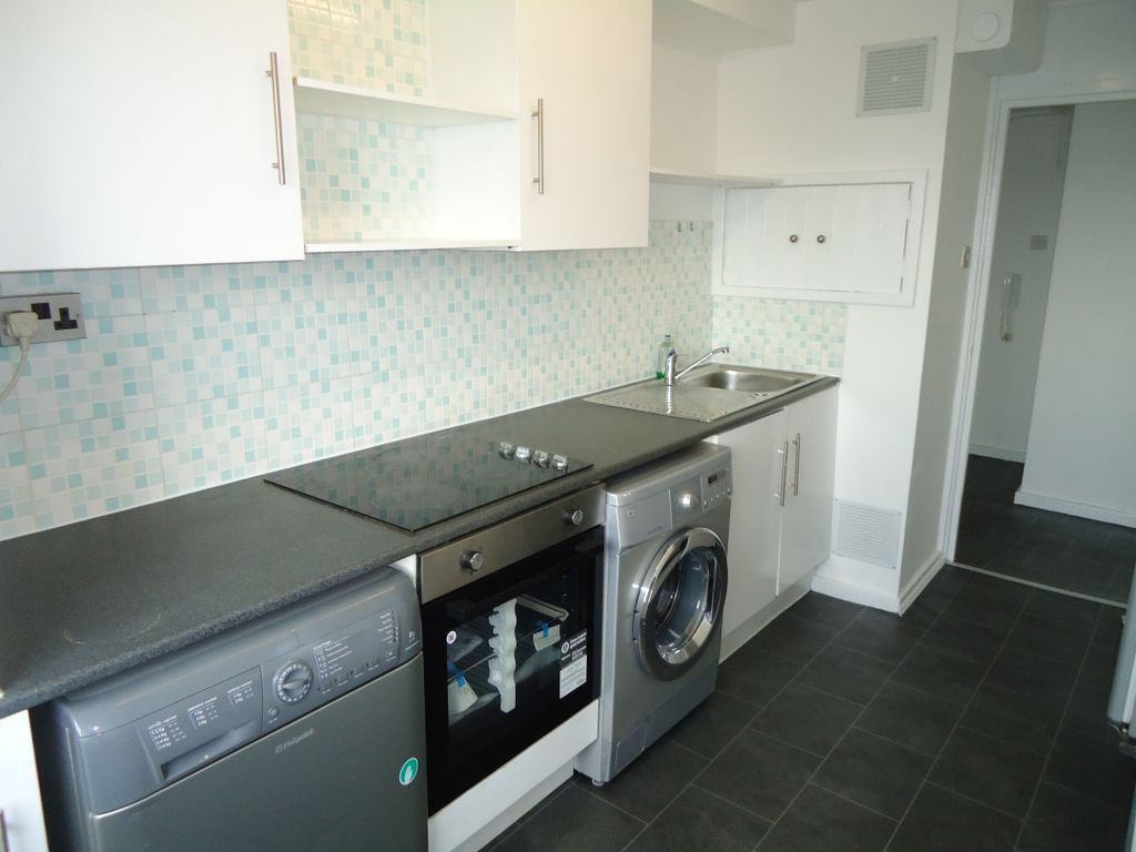 Property photo 3 of 10 Dsc09980