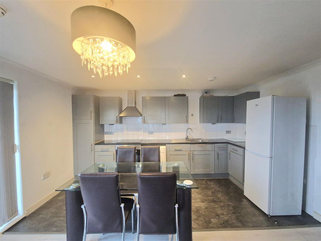 Property photo 3 of 8 20260109_140145.Jpg