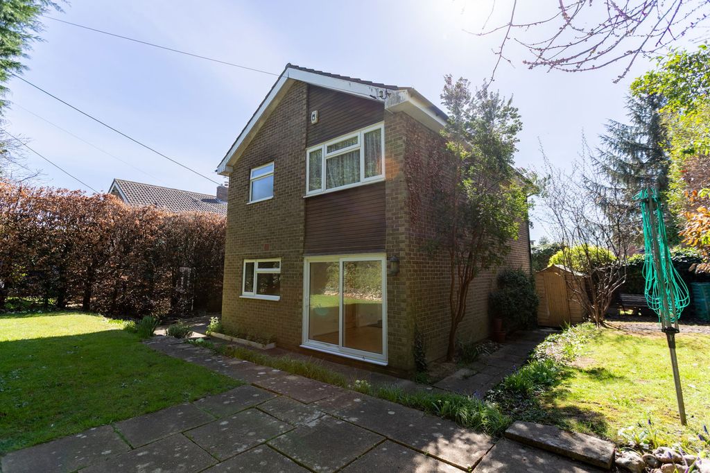 Property photo 3 of 16
