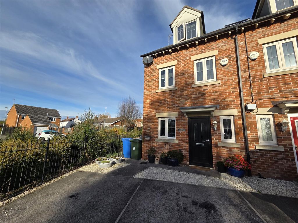 Property photo 1 of 12 20251026_092706 (1).Jpg