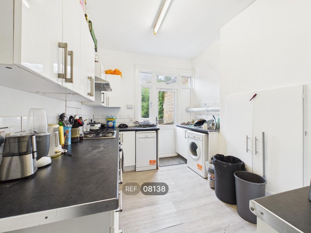 Property photo 2 of 13 Kitchen