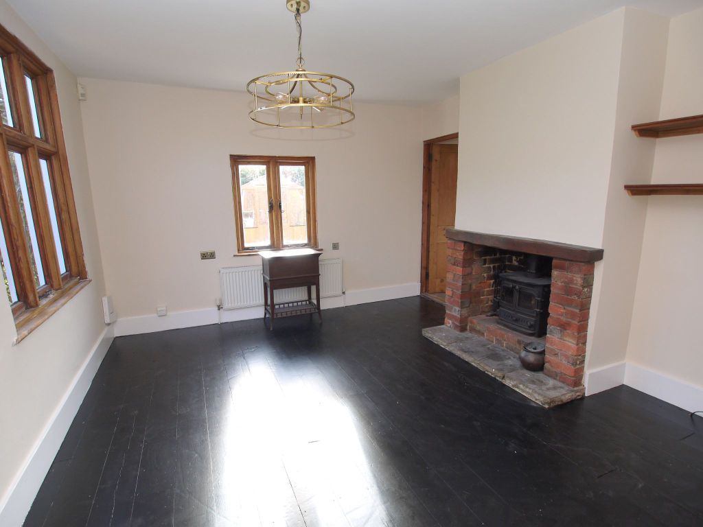 Property photo 2 of 13 Photograph 2