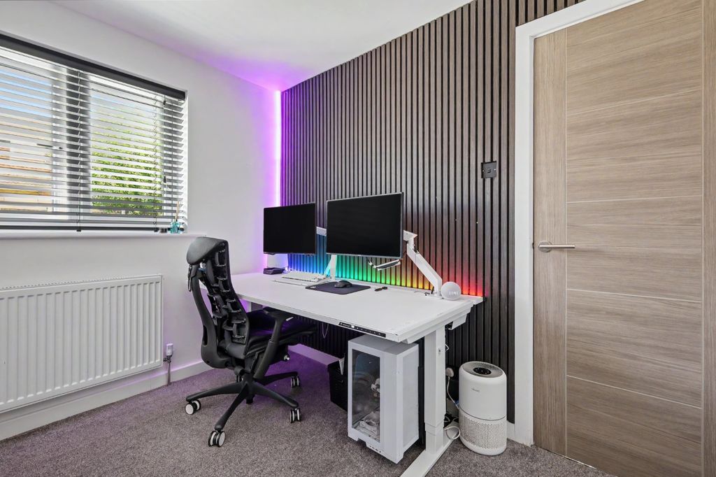 Property photo 3 of 20 5368925