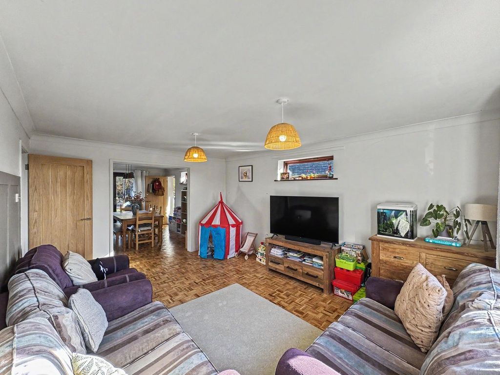 Property photo 3 of 30