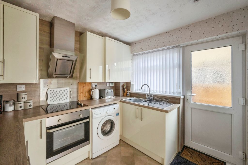 Property photo 3 of 14