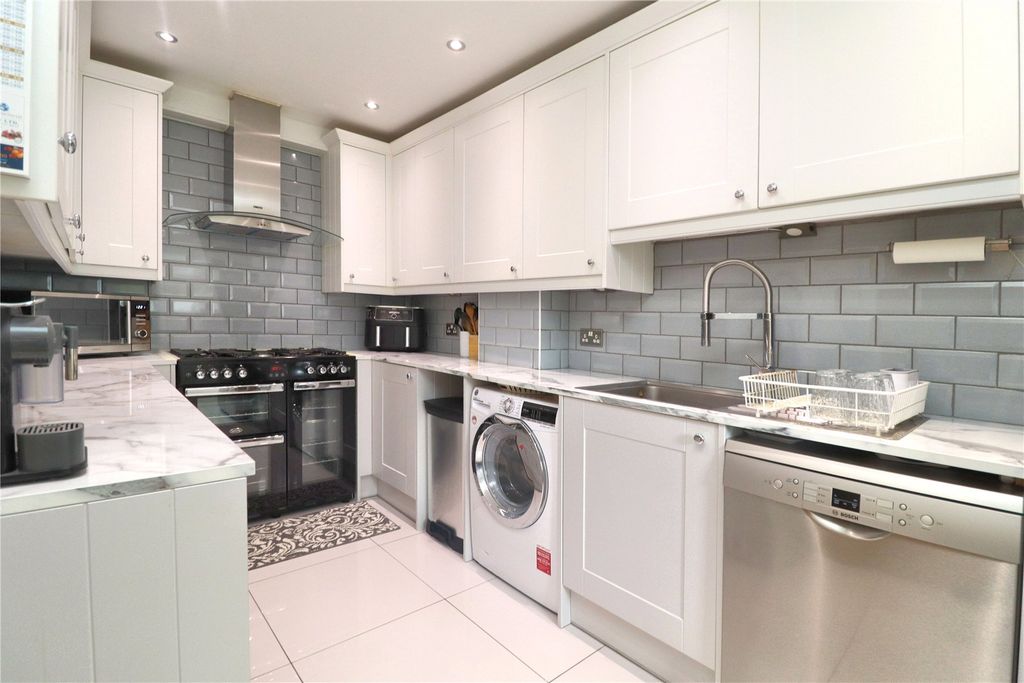 Property photo 2 of 14 Picture No. 09
