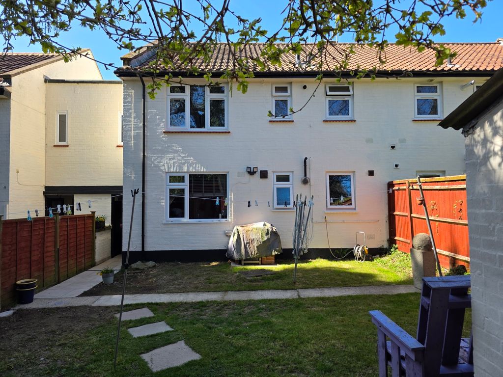 Property photo 3 of 14 Picture No. 04