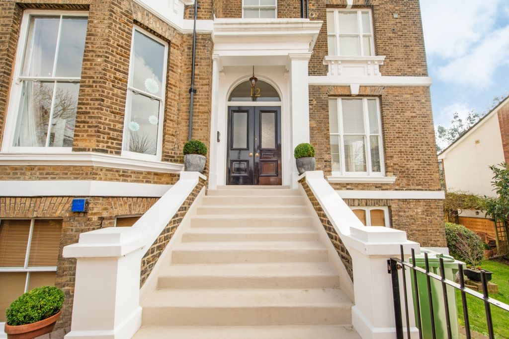 Property photo 2 of 15 Photo 5