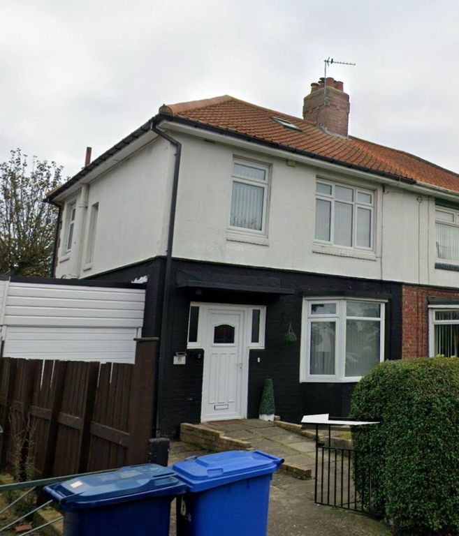 Property photo 1 of 11