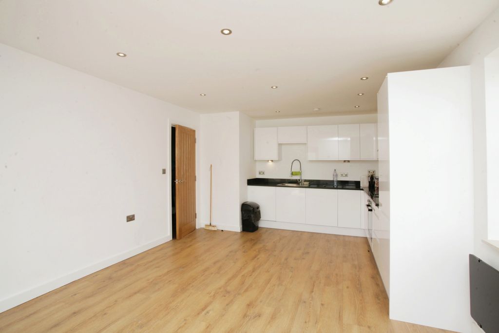 Property photo 3 of 13 Photography