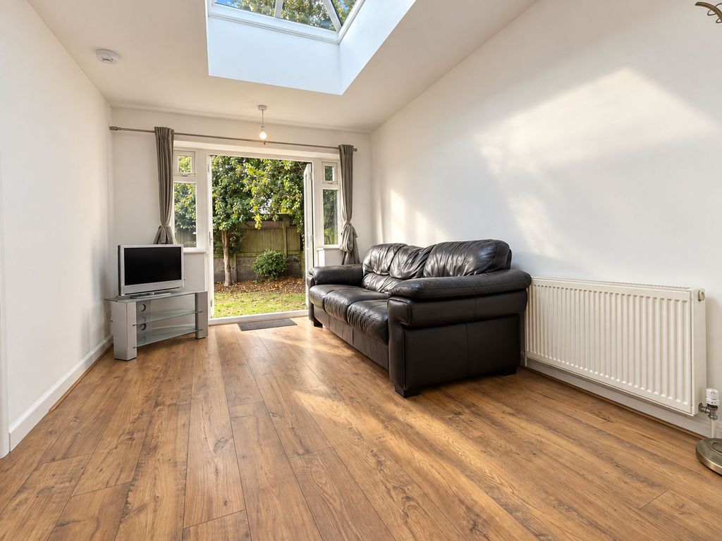 Property photo 3 of 15