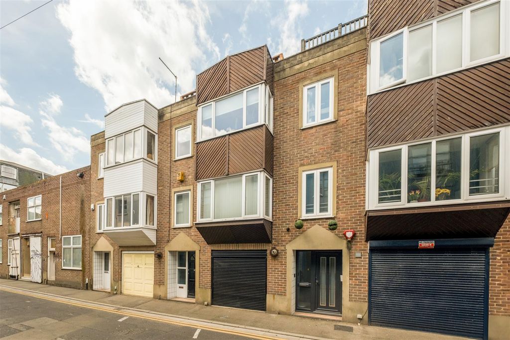 Property photo 1 of 25 5 Vine Street-31.Jpg