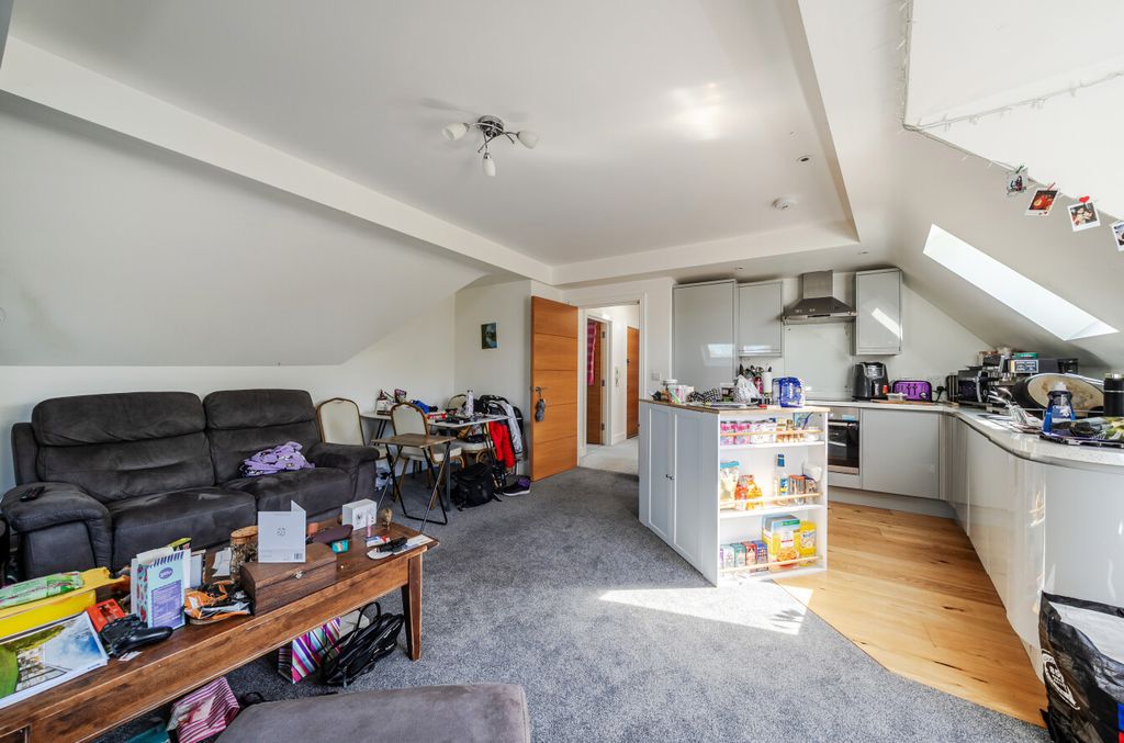 Property photo 3 of 10 1449575-9-69F2167...