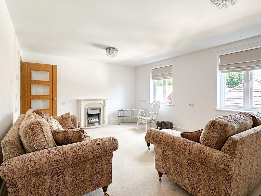 Property photo 2 of 9