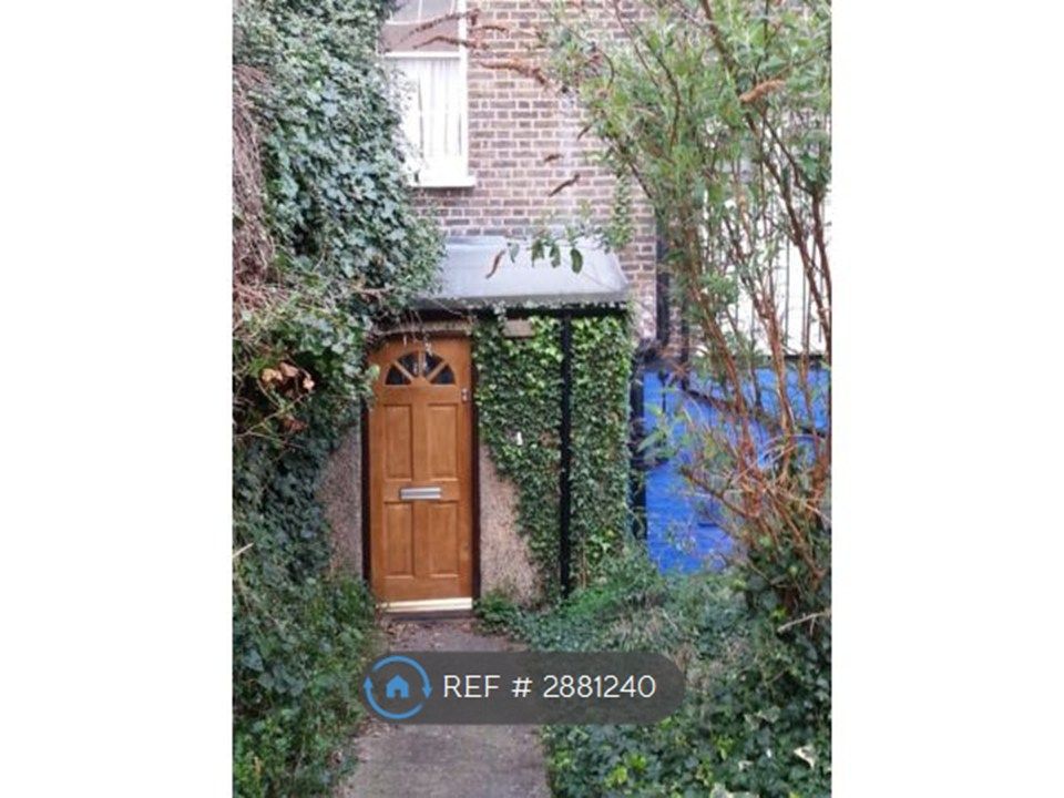 Property photo 1 of 9 Entrance Via Garden