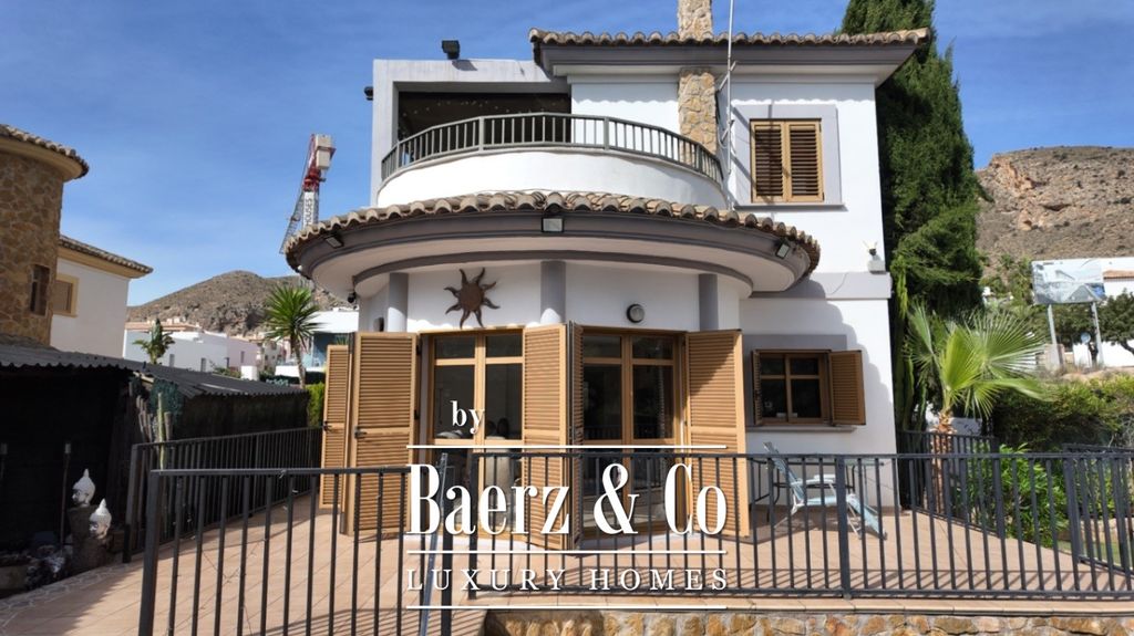 Property photo 2 of 27