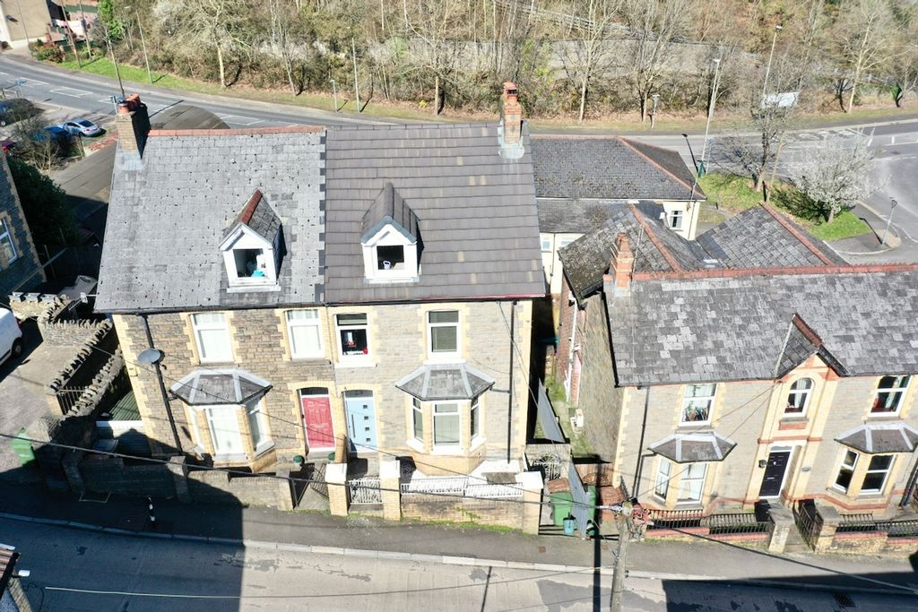 Property photo 1 of 34