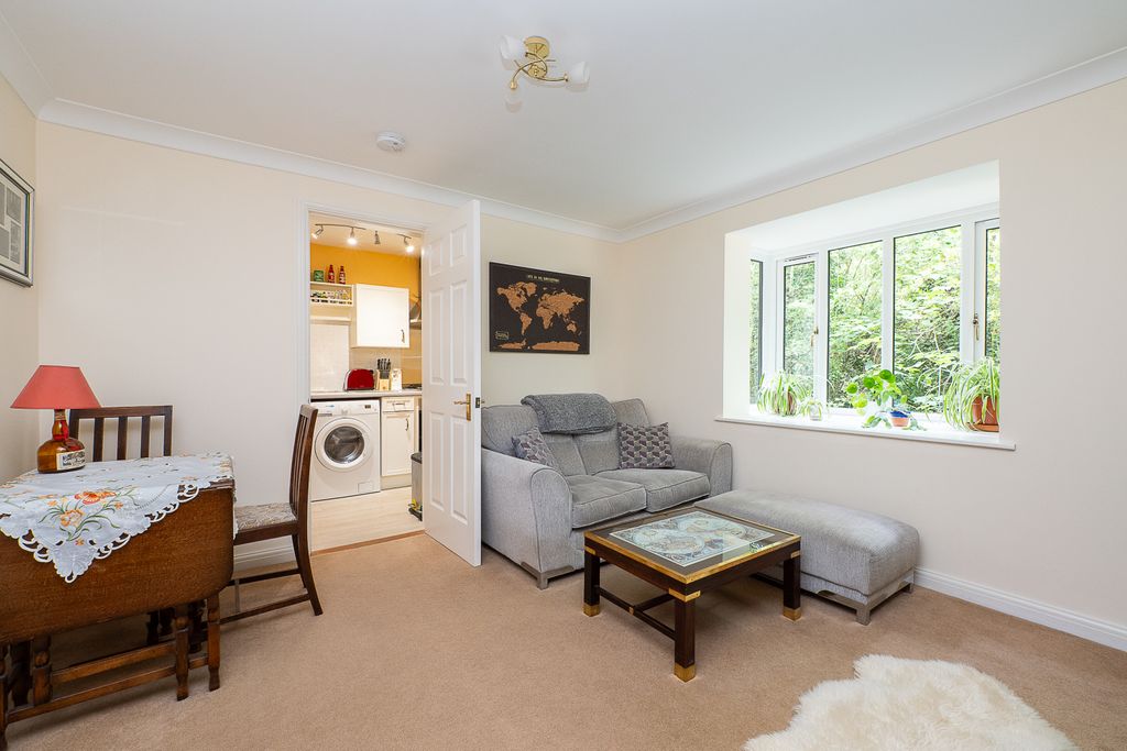 Property photo 3 of 10 Picture No. 04