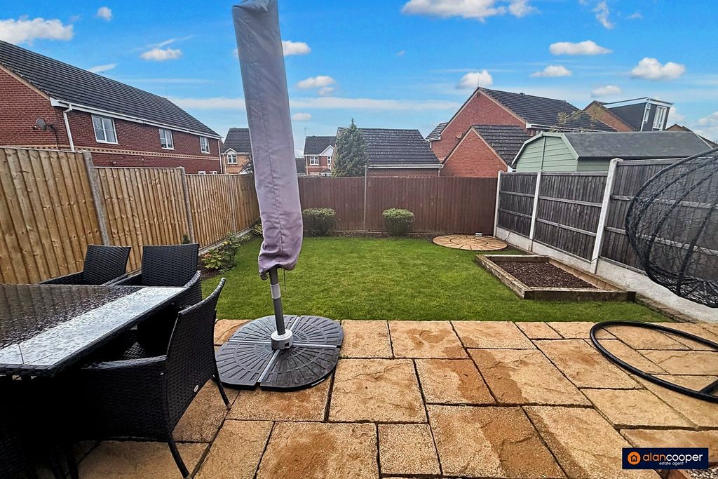 Property photo 3 of 20 4610845