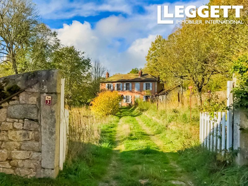 Property photo 3 of 10