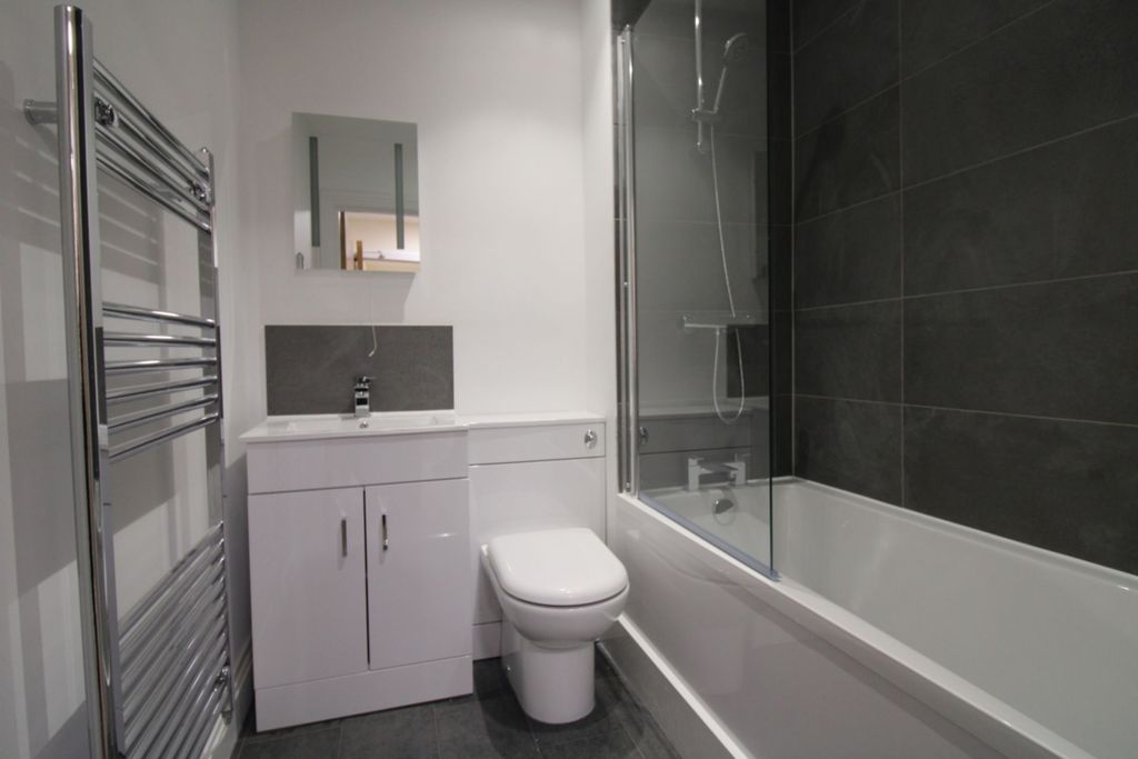 Property photo 3 of 5 Bathroom
