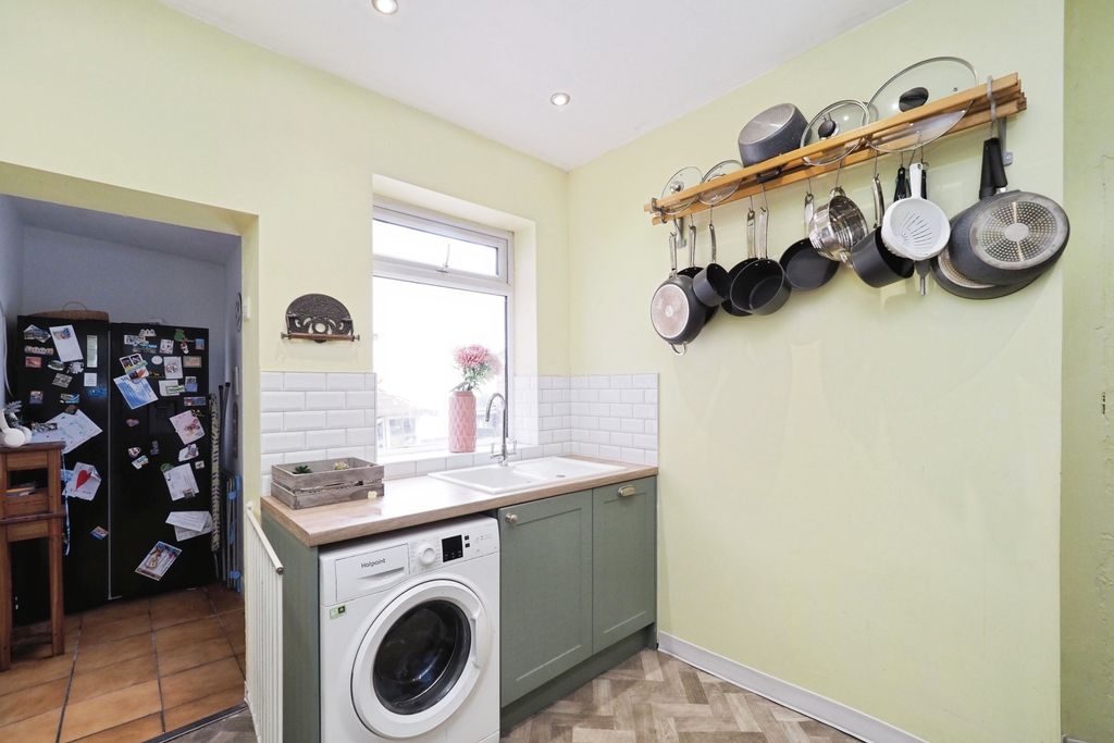 Property photo 3 of 20 Img_2502